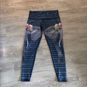 Teeki elephant print leggings